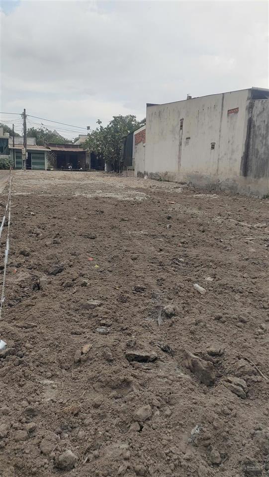 Đất mặt tiền đường giải phóngdt 225,6m có 80m thổ cưgiá 2,7 tỷ long anlong thành
