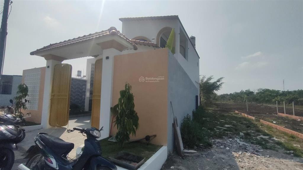 Nhà mới đường đt 769dt 156,8m có 137m thổgiá 3,5 tỷ  dòng tiền 8tr/tháng  lộc an, long thành