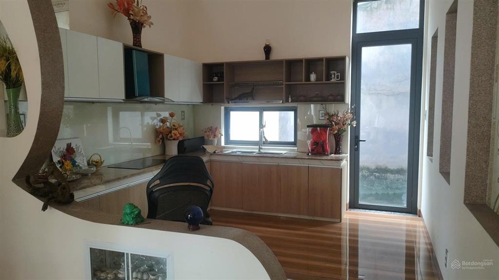 Bán đất tặng biệt thự sân vườn  dt 2840m2, full nội thất cao cấp  giá 13,5 tỷ  an phước