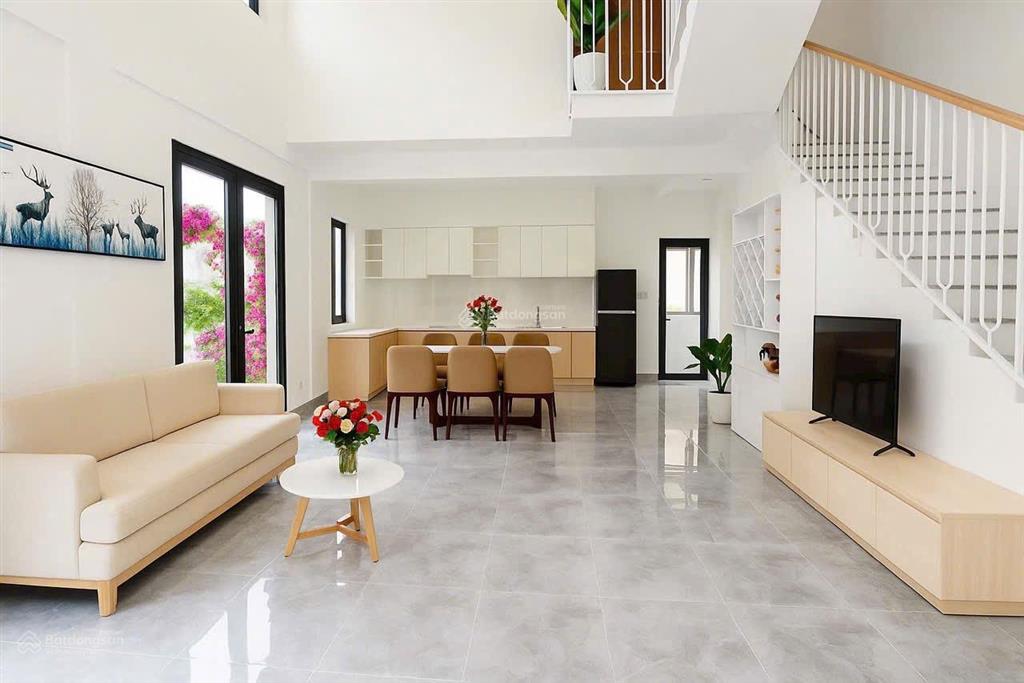 Cho thuê nhà mới 100% tại n17 hòa phú, bình dương