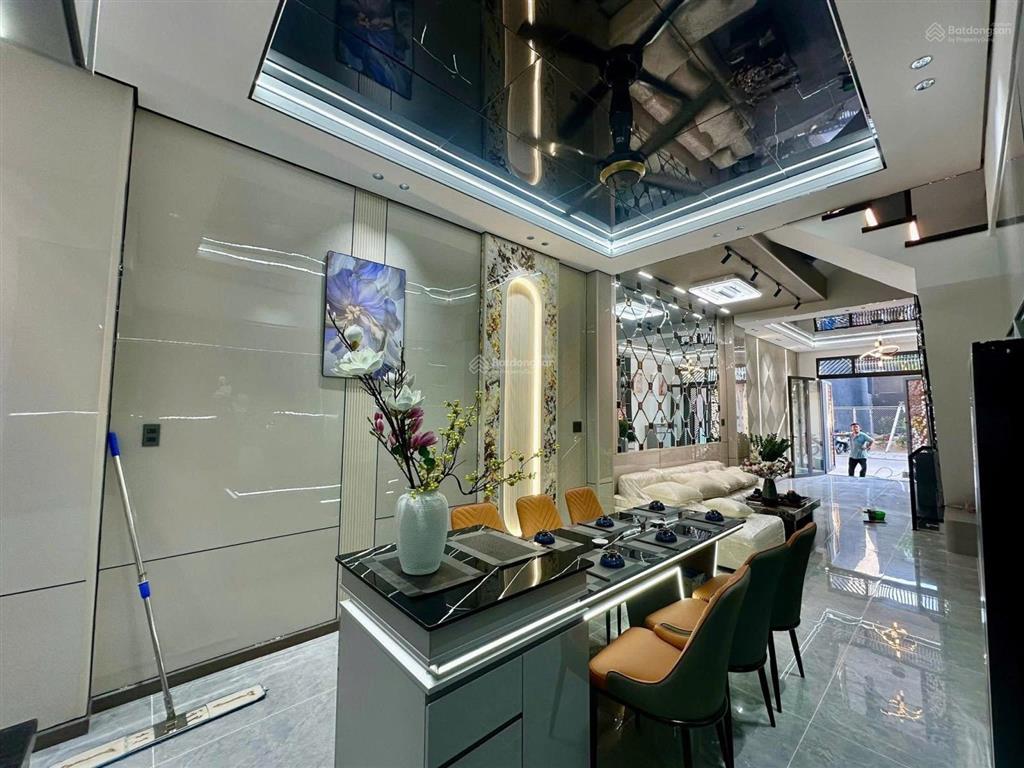 Bán nhà riêng, kdc bình chuẩn, 5tỷ150tr, 64m2, 3pn, 3wc, view đẹp