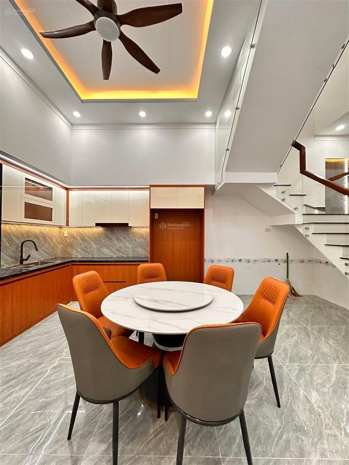 Bán nhà sổ hồng riêng đẹp tại phường khánh bình, 3,9 tỷ, 105m2, 3pn, 2wc, pháp lý đầy đủ