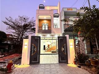 Bán nhà sổ hồng riêng đẹp tại phường khánh bình, 3,9 tỷ, 105m2, 3pn, 2wc, pháp lý đầy đủ