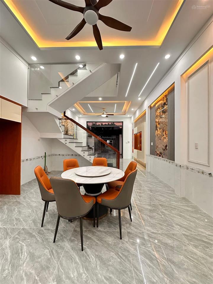 Bán nhà sổ hồng riêng đẹp tại phường khánh bình, 3,9 tỷ, 105m2, 3pn, 2wc, pháp lý đầy đủ