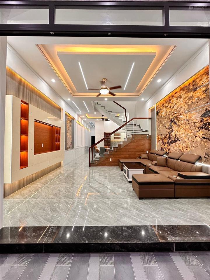 Bán nhà sổ hồng riêng đẹp tại phường khánh bình, 3,9 tỷ, 105m2, 3pn, 2wc, pháp lý đầy đủ