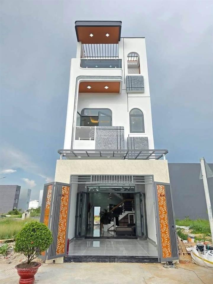 Bán nhà phố 3pn, 3wc tại tân hiệp, giá ưu đãi 3,3 tỷ, 72m2 hot