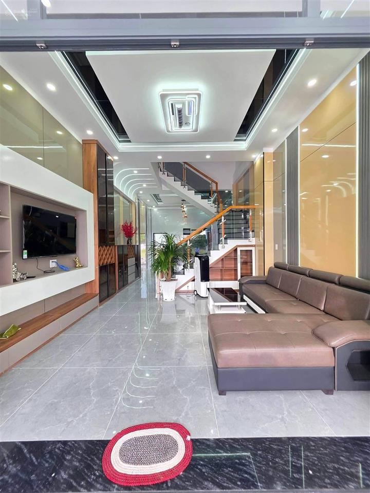Bán nhà phố 3pn, 3wc tại tân hiệp, giá ưu đãi 3,3 tỷ, 72m2 hot