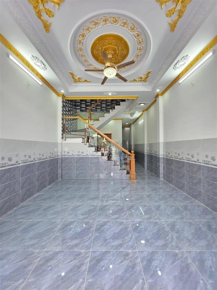 Bán gấp nhà mặt phố tại tân đông hiệp, 6,9 tỷ, 112m2, view đẹp