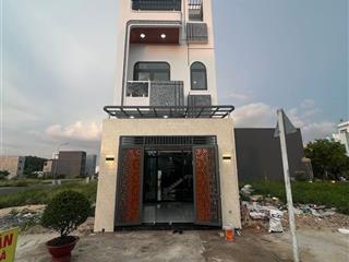Bán shophouse 3pn, 3wc, 72m2 tại tân hiệp, 3,3 tỷ vnd