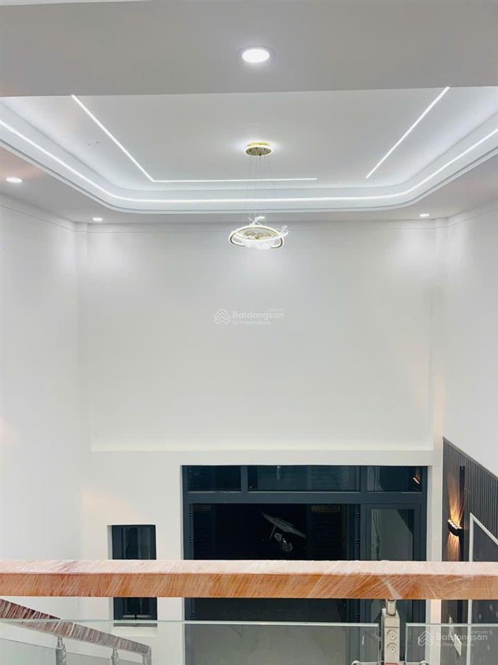 Bán nhà sổ hồng riêng 2pn, 2wc, diện tích 72m2 tại bình chuẩn, giá cực tốt 2tỷ680tr