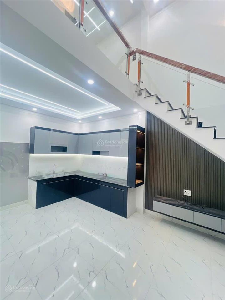 Bán nhà sổ hồng riêng 2pn, 2wc, diện tích 72m2 tại bình chuẩn, giá cực tốt 2tỷ680tr