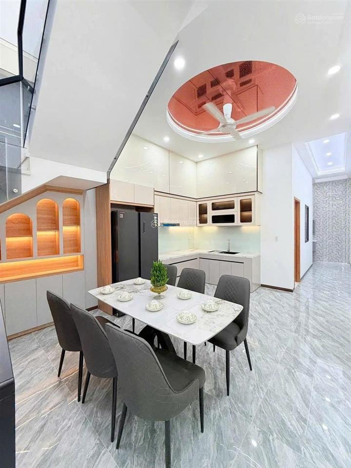 Bán gấp nr 3pn, 3wc, 72m2 ở an phú, 4 tỷ 950 triệu vnd siêu hot