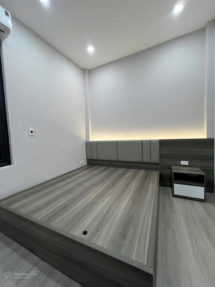 Tôi cần bán nhà ngõ 117 phố 8/3 giá 5.8 tỷ