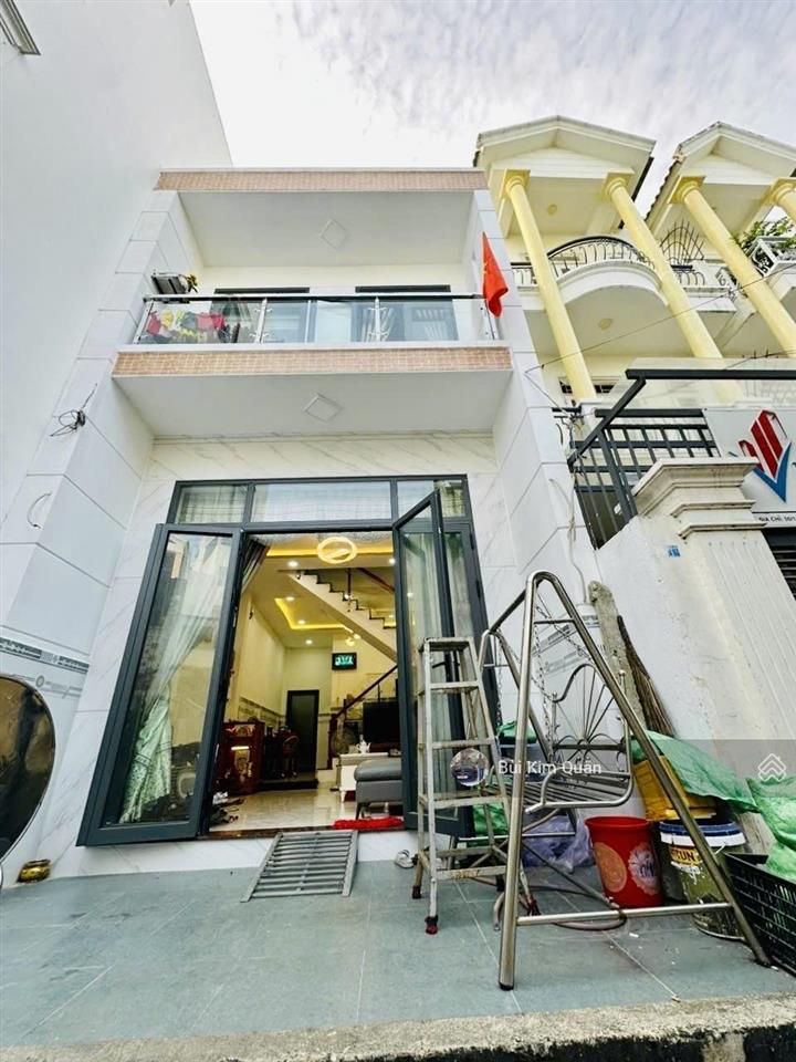 81m2 5.99 tỷ tl gần chợ thạch đà 4.5x18m, cn 64.6m2 2 tầng 3pn (có pn trệt) ở ngay