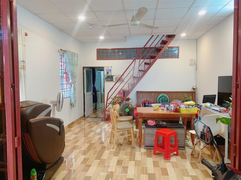 Cực ngon lô góc hxh tân sơn nhì, tân phú 55m2 5.6 tỷ vị trí đẹp, hẻm xe hơi thôn