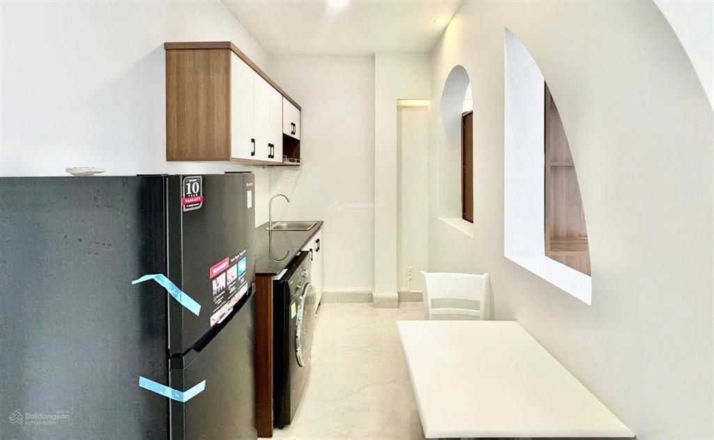 Cho thuê phòng chdv cao cấp nội thất đầy đủ mặt tiền phùng văn cung phú nhuận phan xích long