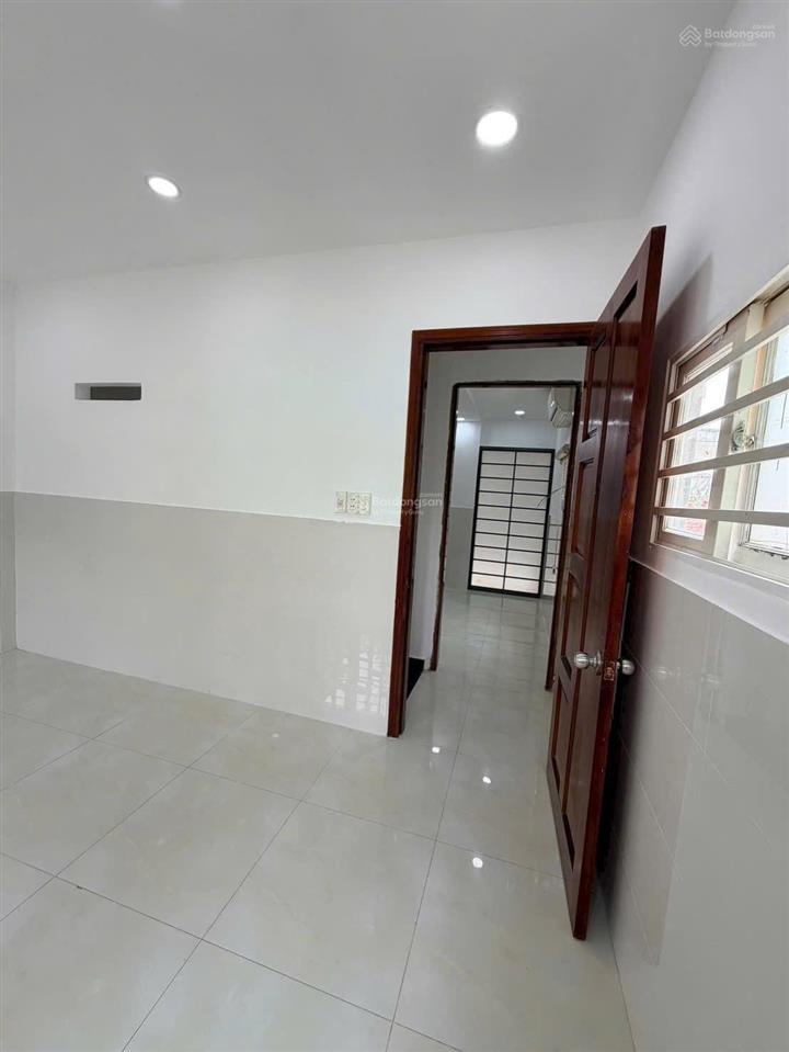 Mặt tiền 68m2 cn đủ có phòng ngủ trệt phù hợp ở kinh doanh giữ tiền  khu vip gần trường nguyễn du