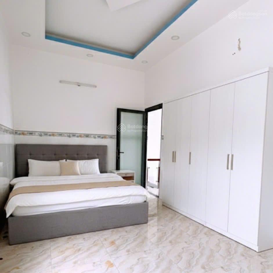 Giảm 200 triệu, gấp bán trước tết, nhà 2 tầng đình phong phú