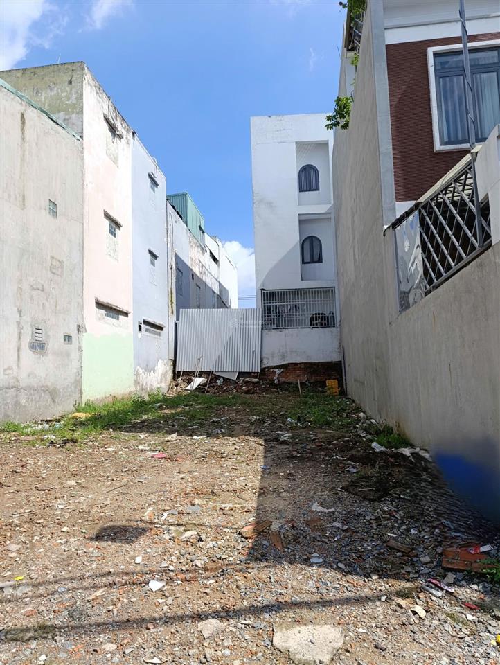 Đất vuông đẹp hẻm xe hơi, đường tây hòa, phước long a, đi bộ ra metro