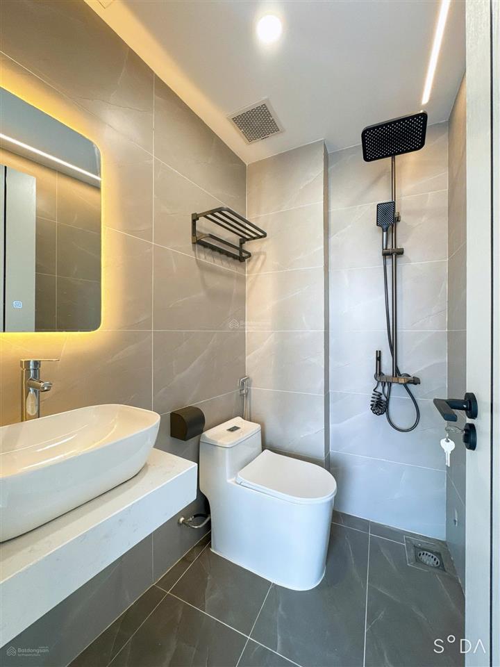 Siêu phẩm view ban công thoáng  full đồ máy giặt riêng mới tinh  đào tấn giá 5tr6