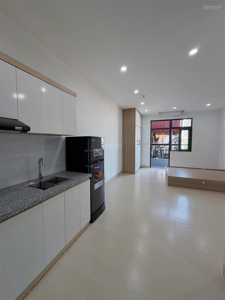 Studio 40m2  đi bộ đến lotte liễu giai 800m  đh quốc gia, sư phạm báo chí 23km