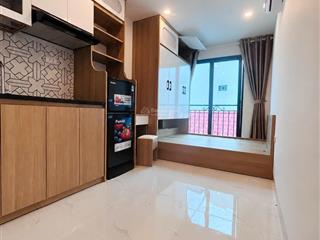 Cho thuê phòng cách đại học quốc gia 700m đi bộ full đồ giá 4tr7