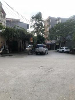 Bán nhà 37m² 6 tầng đường thông ô tô kinh doanh tốt kề ql32, kđt hinode, lai xá, hoài đưc