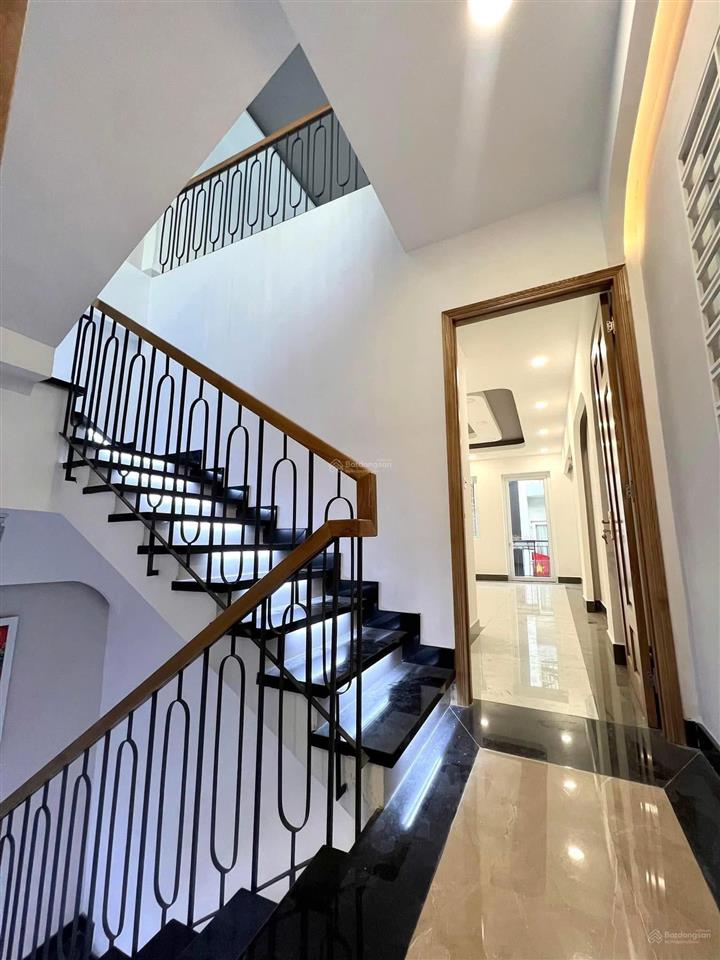 Gấp, chính chủ kẹt tiền, giảm 30% căn nhà đẹp quận 12.