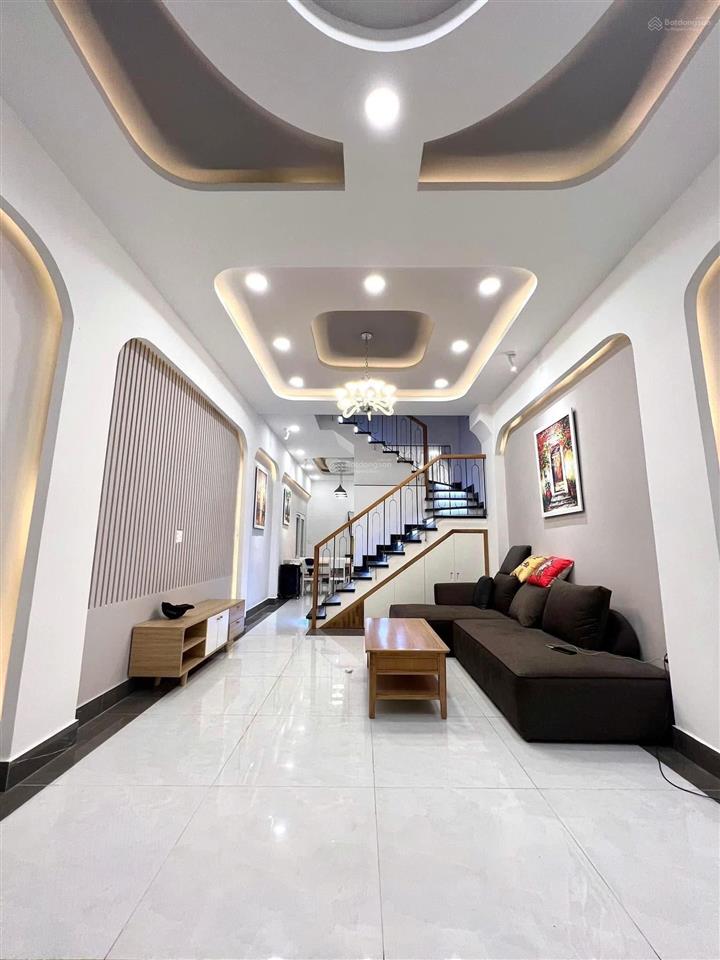 Gấp, chính chủ kẹt tiền, giảm 30% căn nhà đẹp quận 12.