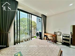 Trống sẵn 1 phòng ngủ ban công thang máy tận cửa tại mặt tiền hùng vương q5 nhen mn