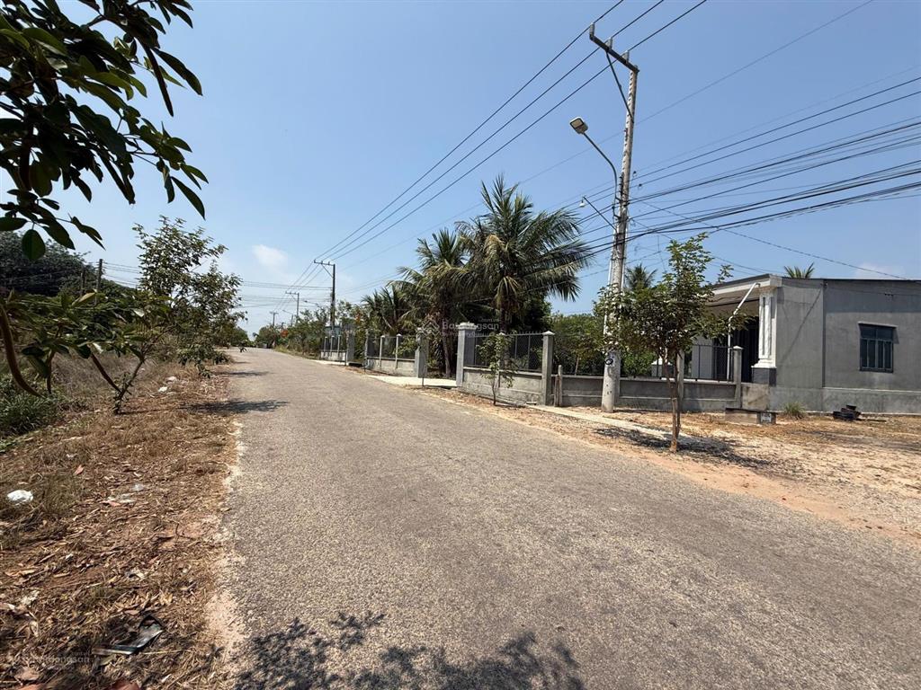 Lô đất đẹp cách hồ dầu tiếng 50m chỉ 500m ra dt749b