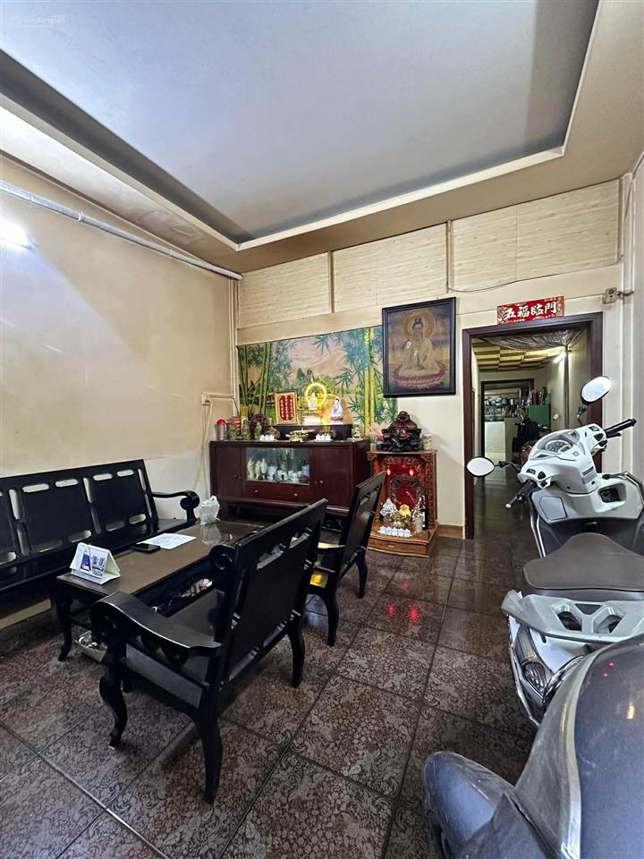 Chung cư vĩnh viễn , quận 10, tầng 1