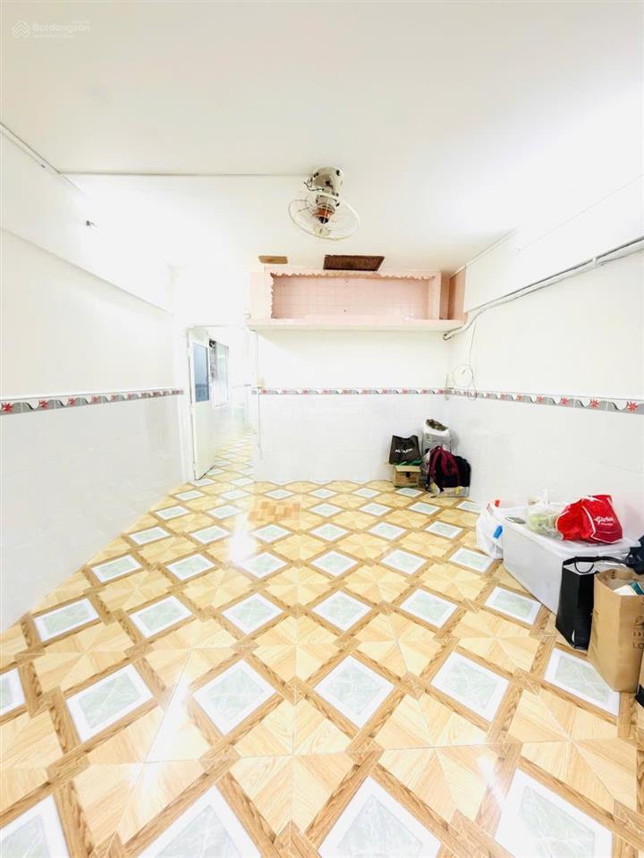 Chung cư ngô gia tự  p.2, q.10  lô góc thoáng  tầng 1  giá chỉ 2.85 tỷ tl