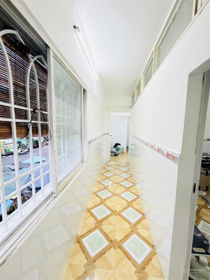 Chung cư ngô gia tự  p.2, q.10  lô góc thoáng  tầng 1  giá chỉ 2.85 tỷ tl