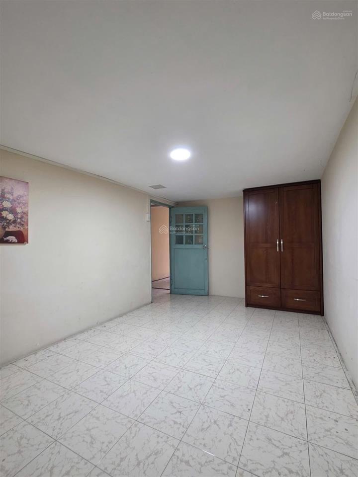 Bán gấp ch 3pn + 3wc, 96m2, 6,2 tỷ, tại trần hưng đạo, p 6, q5, cho thuê 20tr/tháng tp.hcm