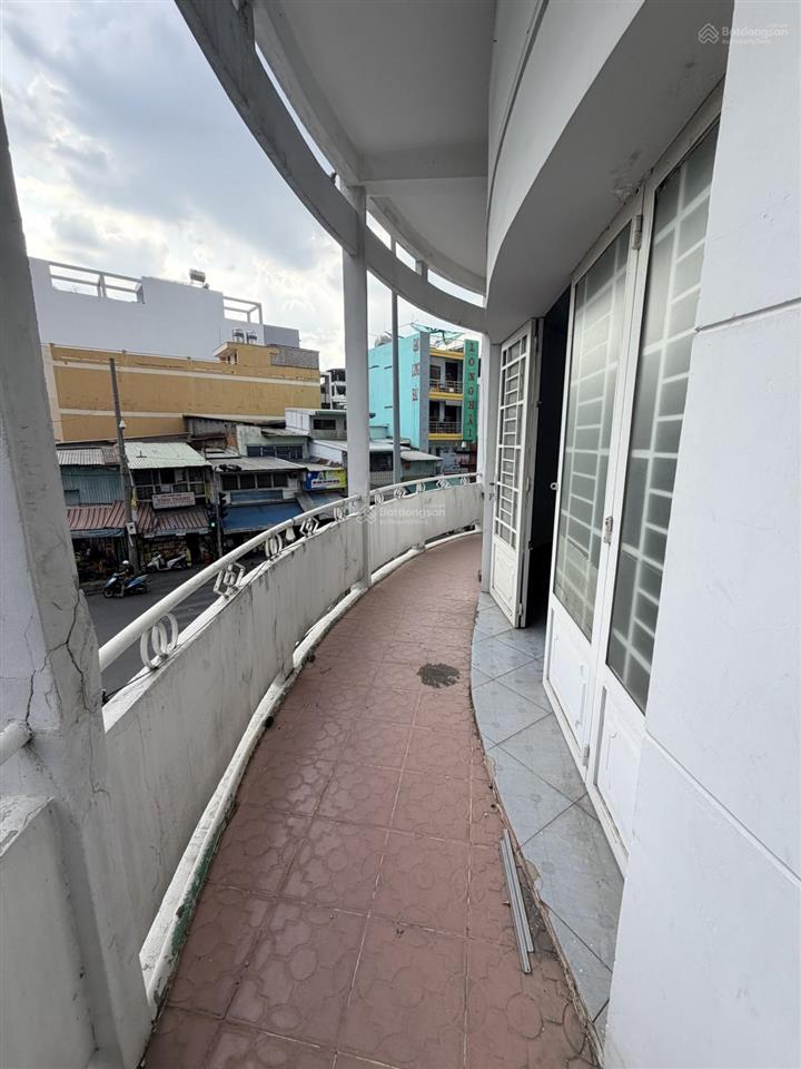 Bán căn hộ chung cư 80m2 tại hồng bàng, phường 14, quận 5, giá ưu đãi 3,5 tỷ