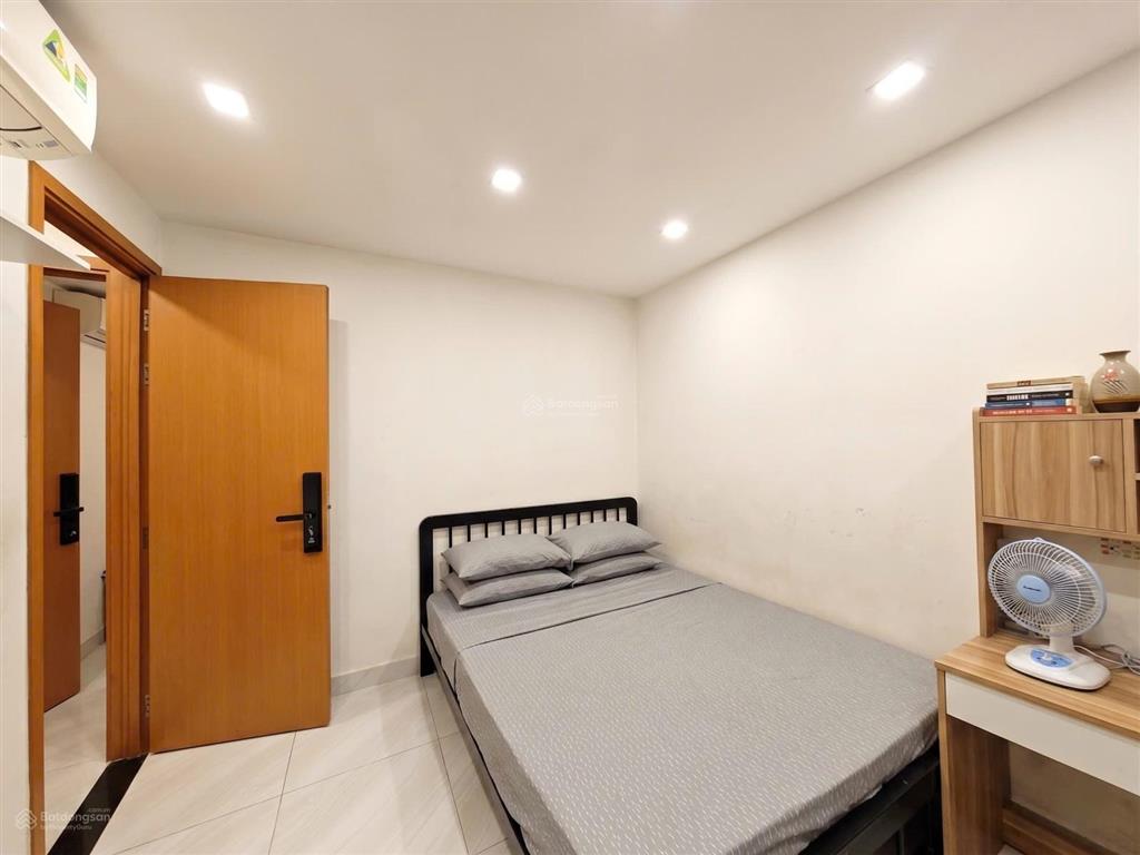 Bán cc 2pn 2wc, giá tốt 4,5 tỷ, 63m2 tại nguyễn tri phương, q.5, hcm