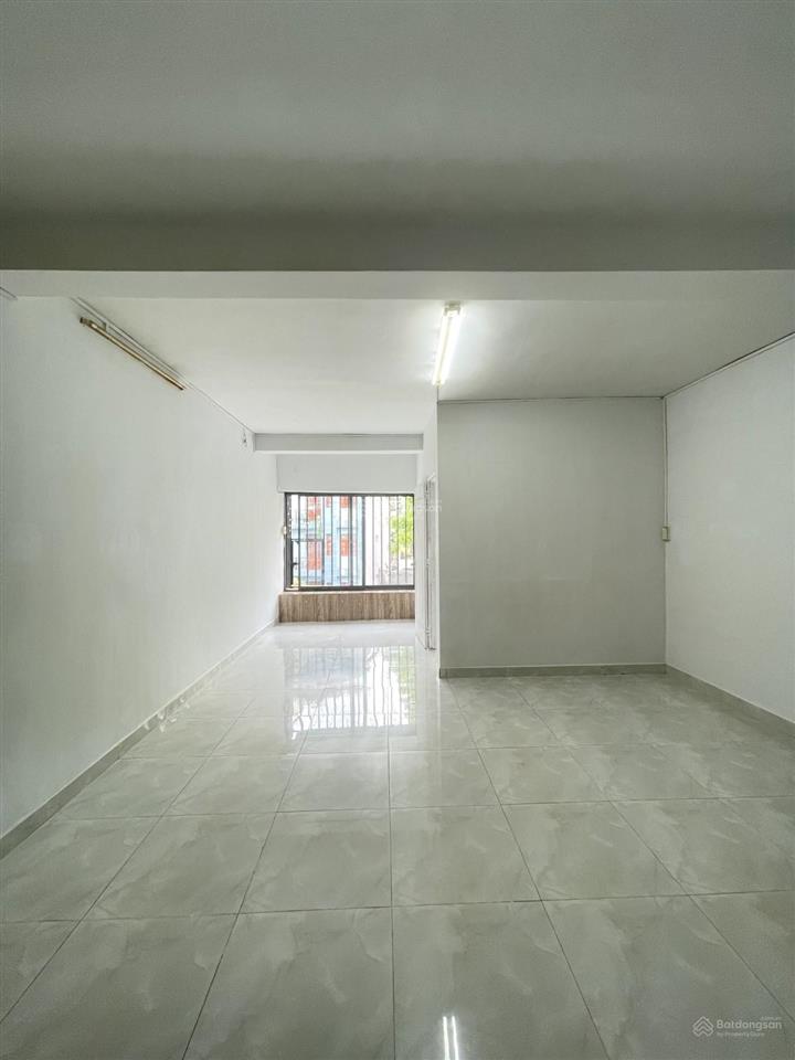 Bán cc đẹp, nhiều tiện ích tại cách mạng tháng tám, 2,4 tỷ, 45m2