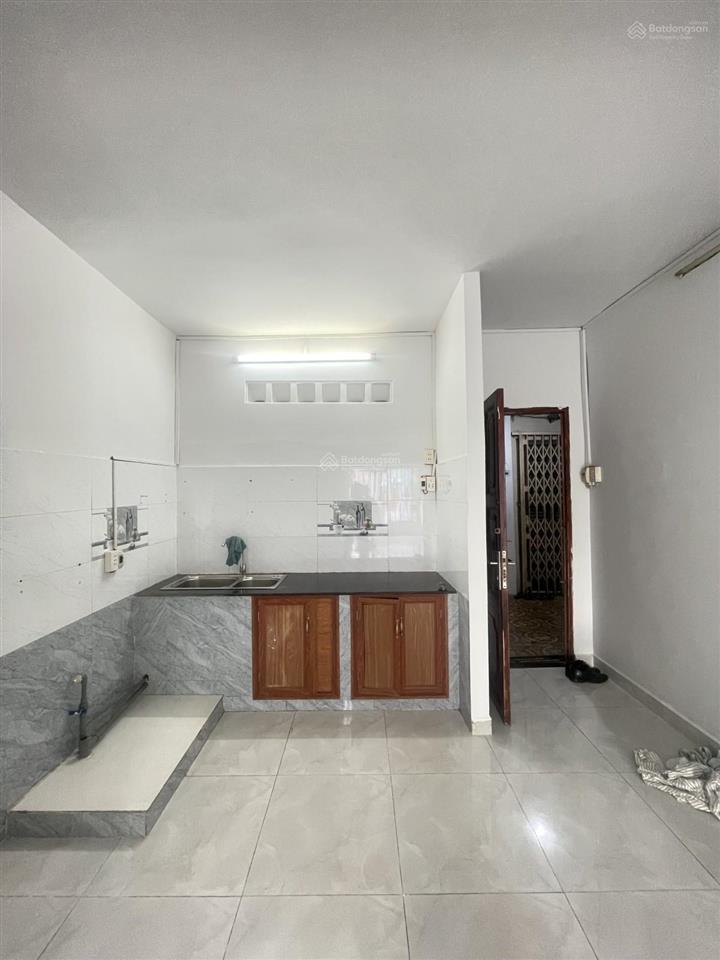 Bán cc đẹp, nhiều tiện ích tại cách mạng tháng tám, 2,4 tỷ, 45m2