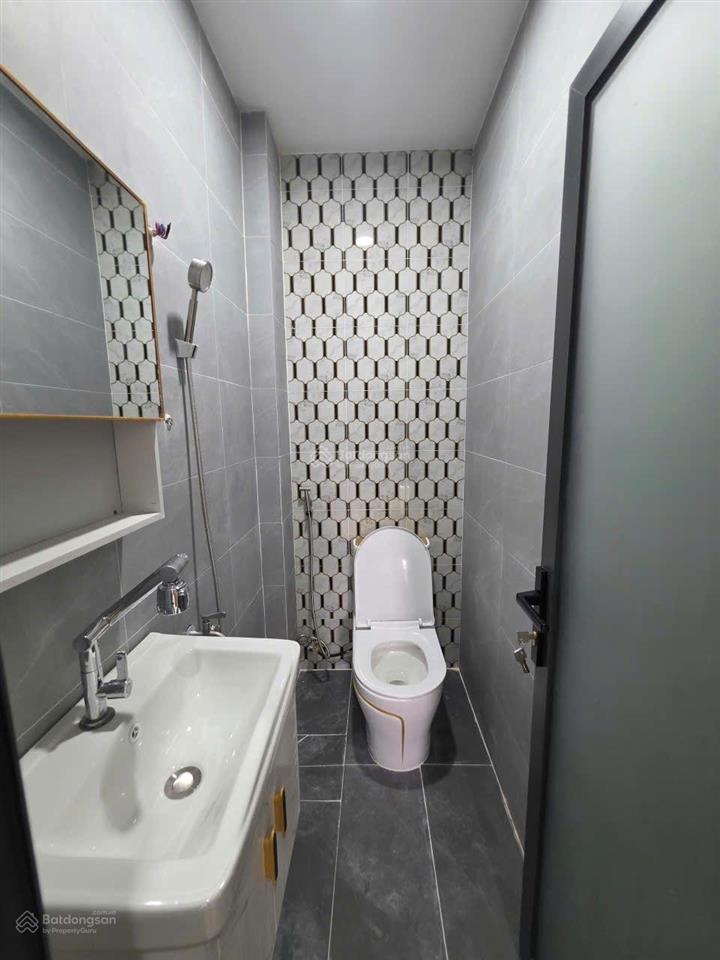 Gần âu cơ  lạc long quân | tân phú 4 tỷ 950