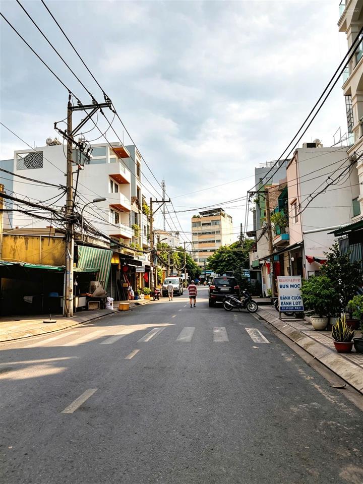 Gần âu cơ  lạc long quân | tân phú 4 tỷ 950