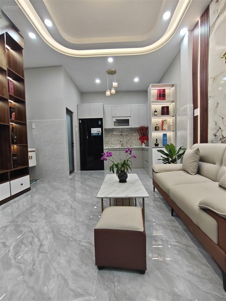 Gần âu cơ  lạc long quân | tân phú 4 tỷ 950