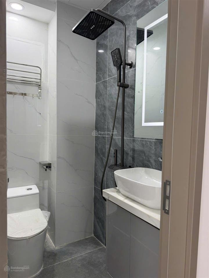 Lạc long quân  tân bình  5,25 tỷ  nhà mới 100%  hẻm xe hơi 6m