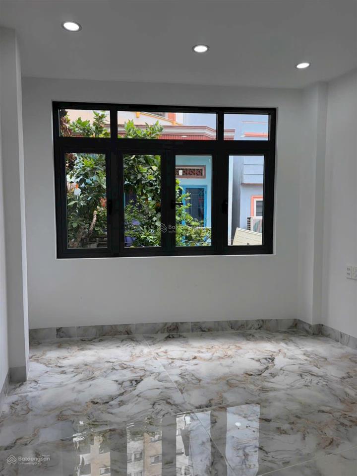 Lạc long quân  tân bình  5,25 tỷ  nhà mới 100%  hẻm xe hơi 6m