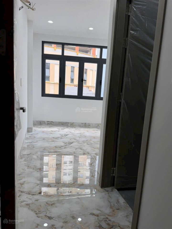 Lạc long quân  tân bình  5,25 tỷ  nhà mới 100%  hẻm xe hơi 6m