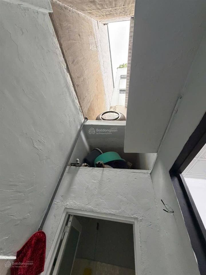 Nhà âu cơ  bảy hiền ngang 4m  vuông vức  5,2 tỷ