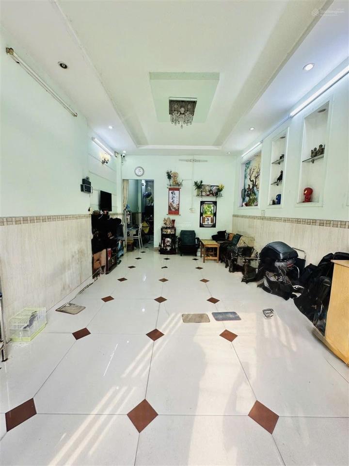 Nhà đẹp  ngay đầm sen  56m  4 tầng hoàn công  nhỉnh 6 tỷ