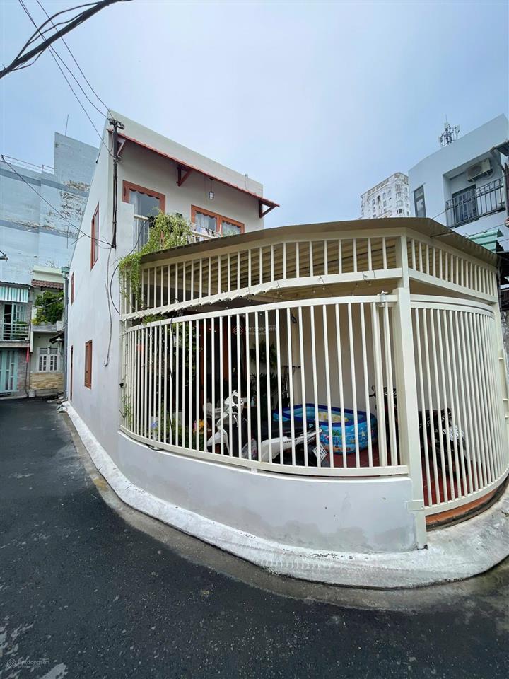 Nhà lô góc 2 mặt hẻm  ô tô ngủ trong nhà  âu cơ, tân phú  7,9 tỷ