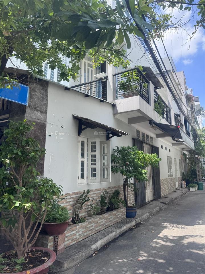 Nhà lô góc 2 mặt hẻm  xe hơi 8m  đất 68 m2  lê thúc hoạch, tân phú  9,6 tỷ