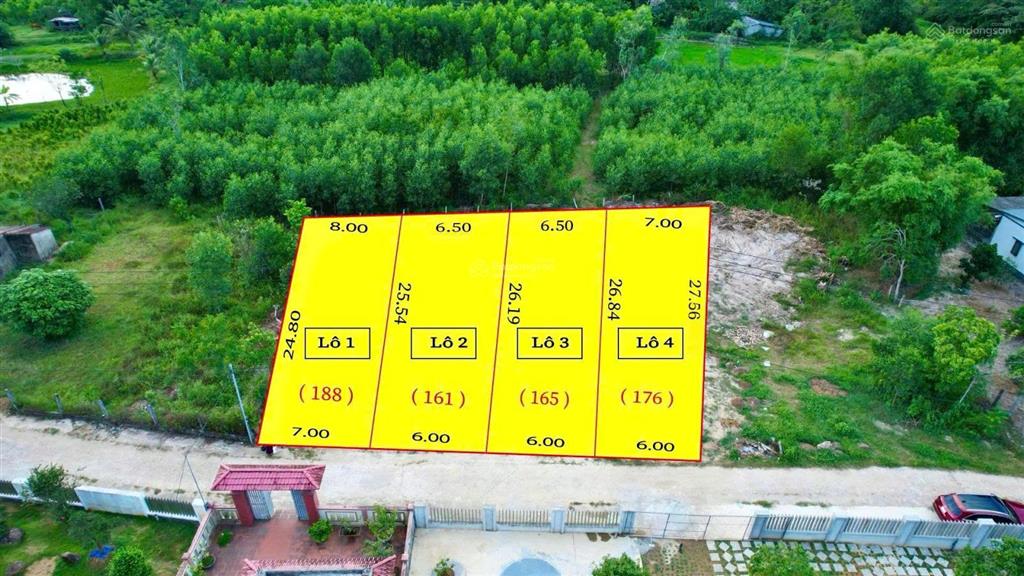 Đất dân sát nách sân bay quảng trị